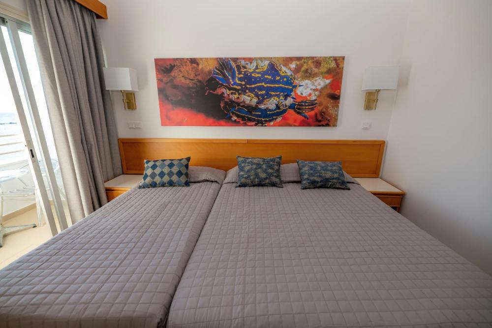 Double Room with Mountain View